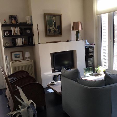 Chambre 1 Personne Avec Terrasse Centre Ville Marseille 3 Nuits Min , Femme Uniquement Εξωτερικό φωτογραφία